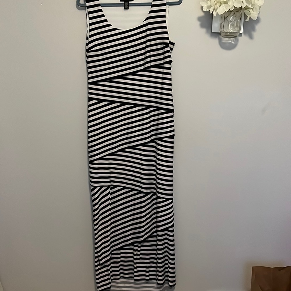 R&M Richards Maxi Dress